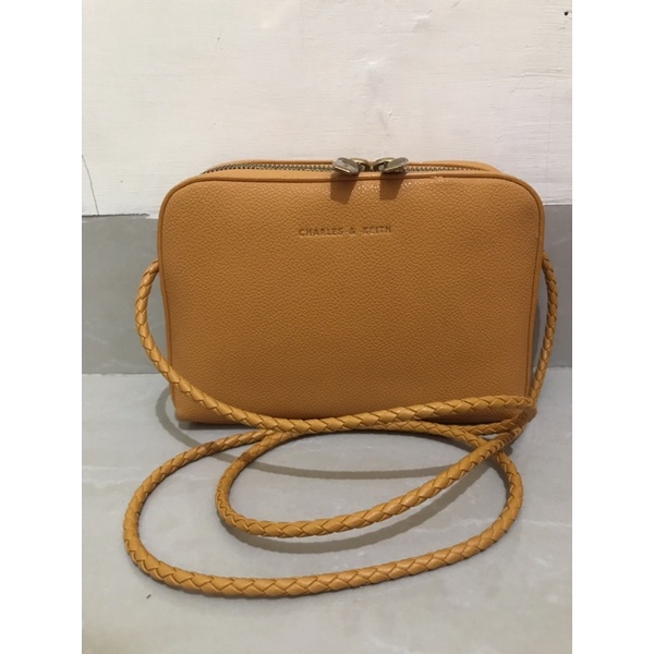 PRELOVED Sling Bag Charles n Keith (ORIGINAL)