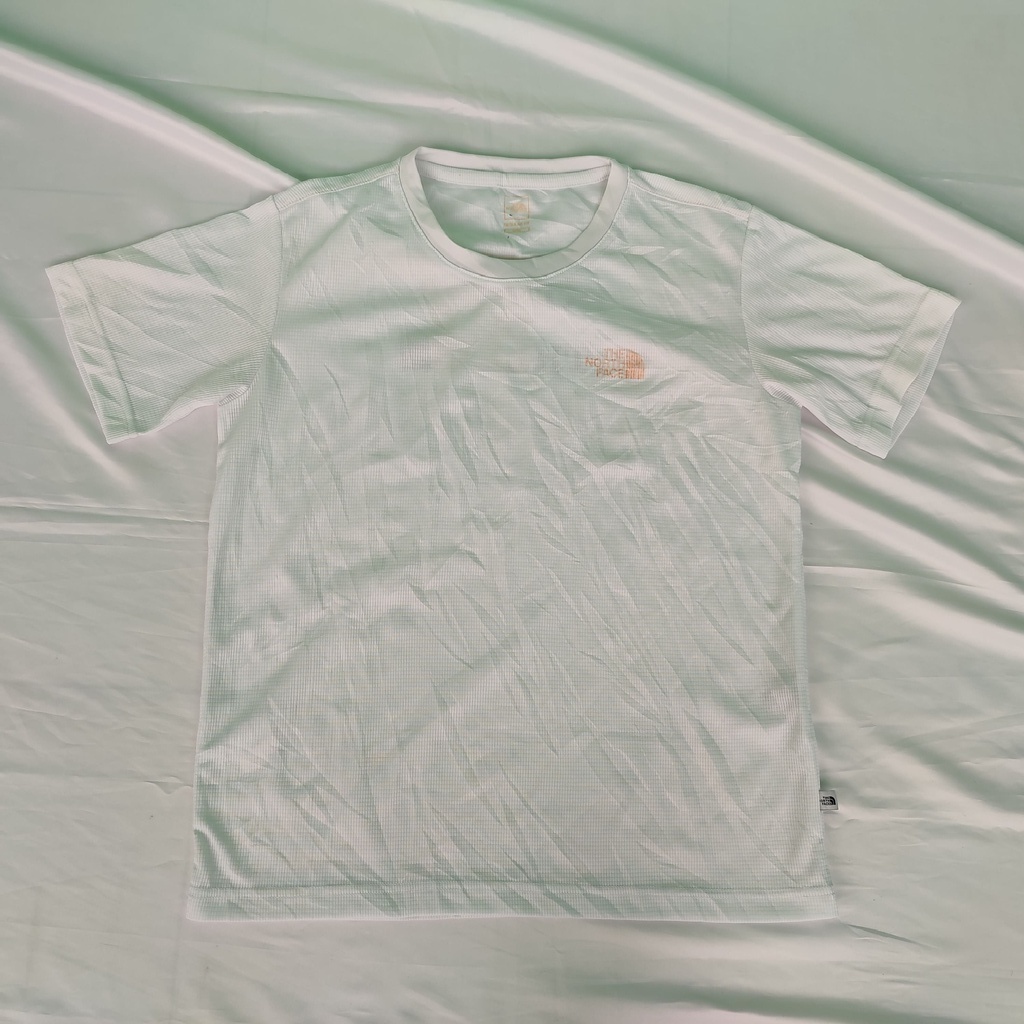 Baselayer TNF Size S - Pakaian Olahraga Bekas Pendaki Pria Wanita - Outdoor Second Hiking Run