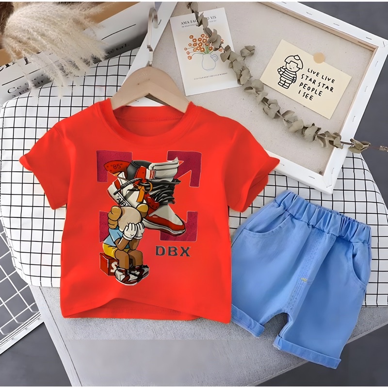 NEW SETELAN BAJU KAOS TRENDY CELANA JEANS BAYI ANAK UNISEX MOTIF SEPATU DBOX DENIM USIA 6 BULAN-5 TAHUN BEST QUALITY PREMIUM TERBARU TERLARIS/ SETELAN BAJU KAOS TRENDY CELANA JEANS BAYI ANAK LAKI-LAKI/ SETELAN BAJU KAOS TRENDY CELANA JEANS BAYI ANAK COWOK