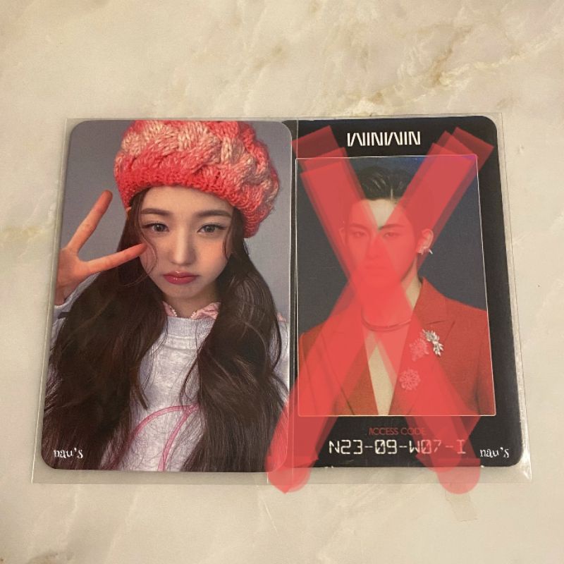 WONYOUNG KIRSH BARET PHOTOCARD