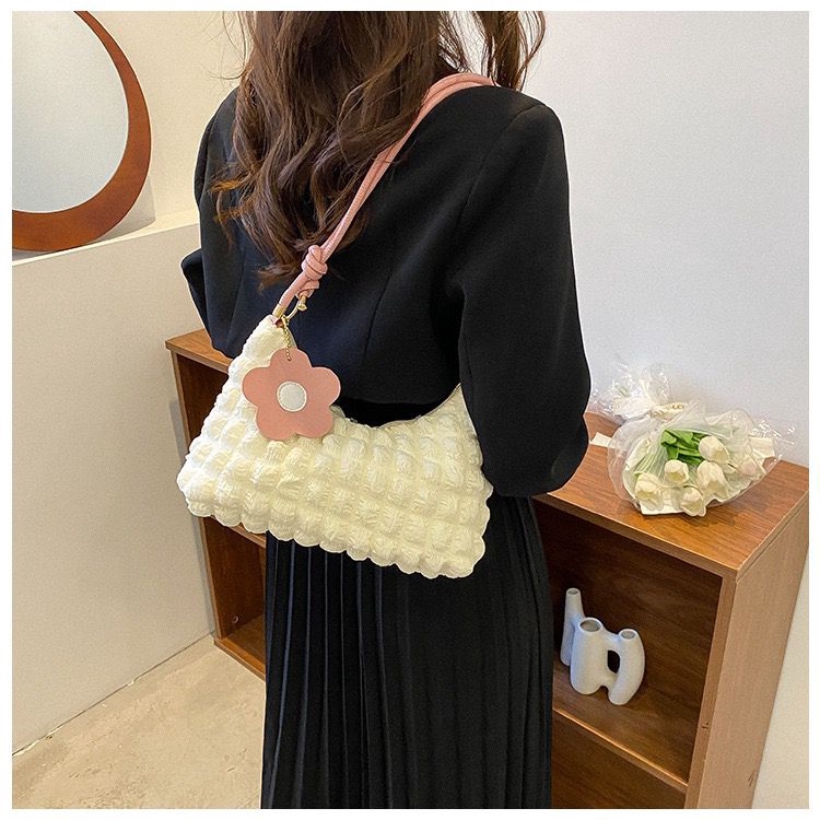 201899 Tas Bahu Wanita Import Shoulder Bag Bunga Cewek Impor Shoulderbag Cewe Flower (1 KG MUAT 4) LT2147 GT2000 CR7885 EL4866