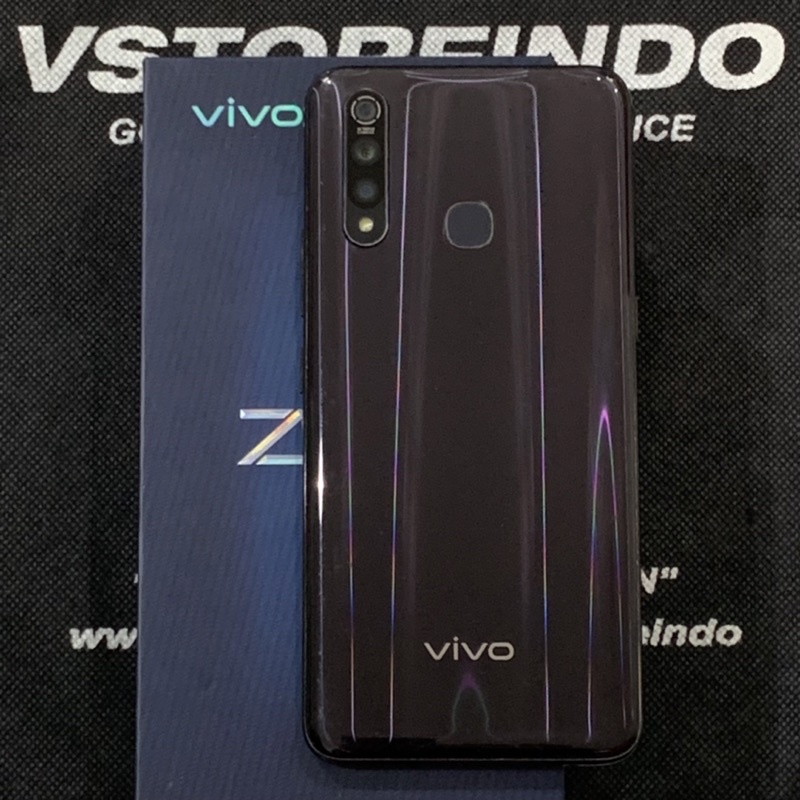 Vivo Z1 Pro 6/128 GB Resmi Vivo Indonesia Fullset Second Bekas Ori