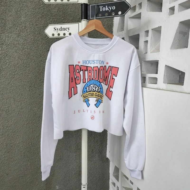 HOUSTON ASTRDOME Sweater Crope Ala Korea Crewneck Sweatshirt Kpop Wanita Kekinian Oversize Fashion Outfit Ootd Korean Style Top Sweter Crewnek Switter Krop Cewe Krunek Perempuan Sweeter Crop Viral Remaja Korea Atasan Cewek Premium LD 110 PB 45 BB 45 65