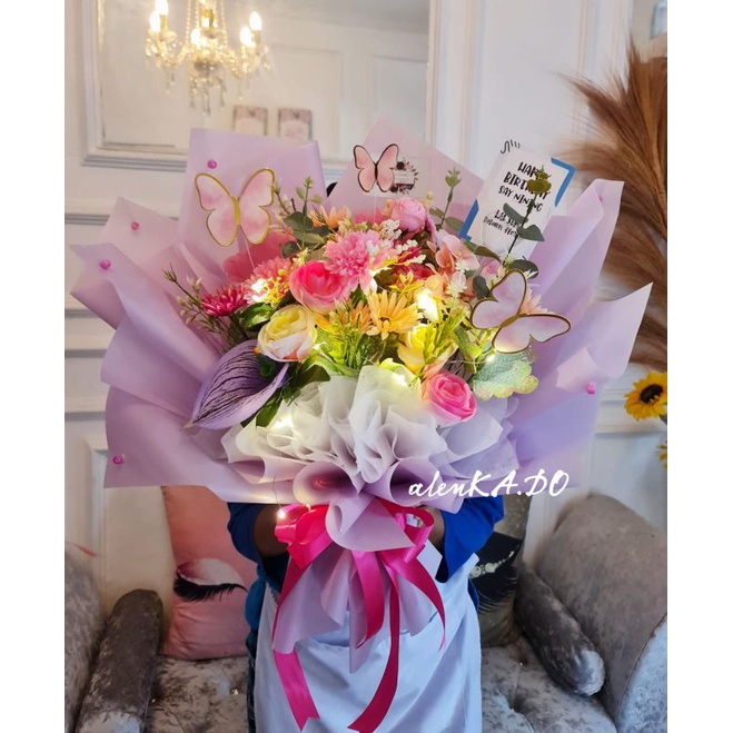 TOKO BUNGA FLORIST JOGJA BUKET JOGJA FLOWERS BOUQUET MEWAH LUXURY LILAC PREMIUM JOGJA MURAH HADIAH K