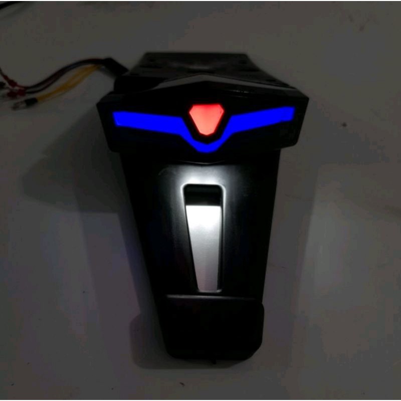 Buntut spakbor plus lampu stop 3 in 1 model transformer plus lampu sen pnp kawasaki klx 150 d tracker 150