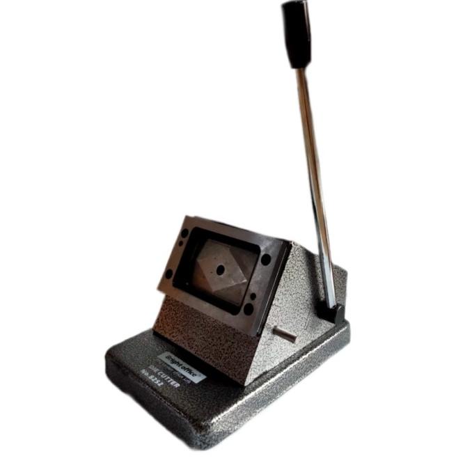 

Alat Mesin Pemotong Id Card / Id Card Cutter / Plong Id Card 8252