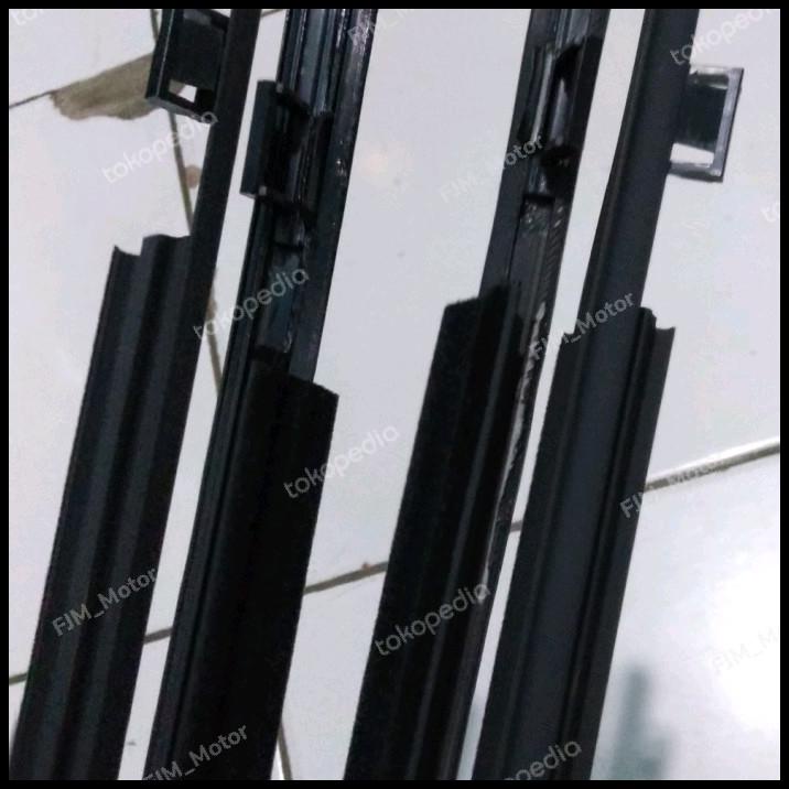 Pelipit Kaca Avanza Lama 2004/2011