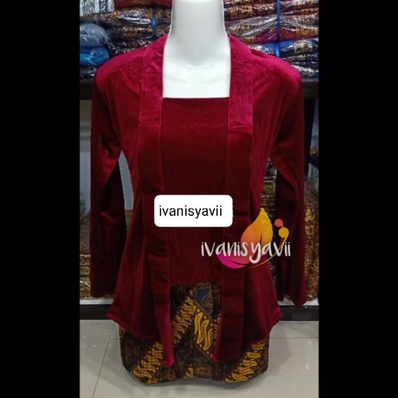 Kebaya bludru kutu baru