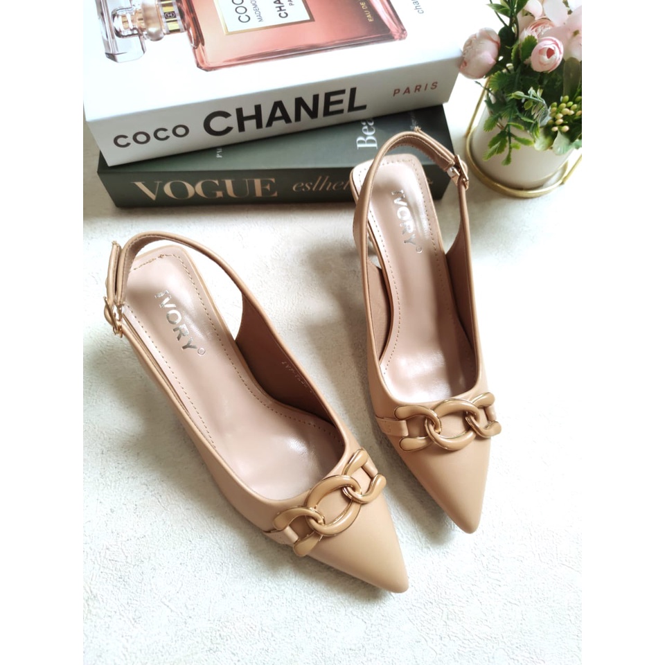 IVORY Sepatu Heels Tali belakang Import IV7-TL38