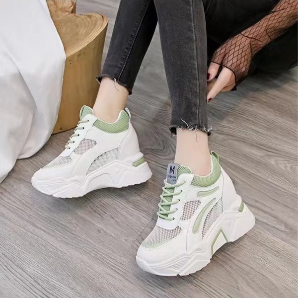 Sepatu Tinggi Perempuan Kasual Import Sepatu Cewek Jalan Modis Spatu Sneaker Wanita Kekinian SP-209