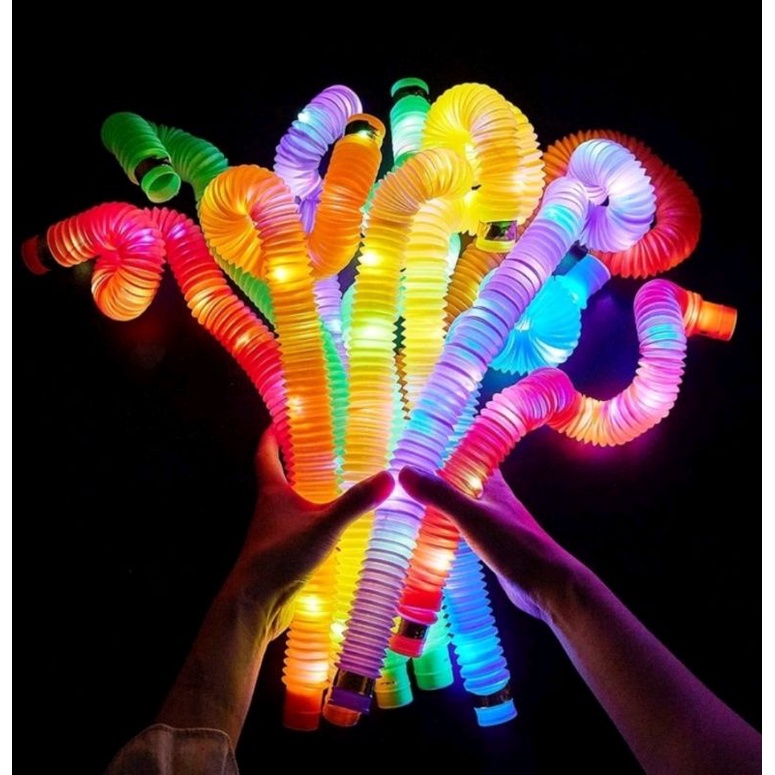 Mainan light up pop pipes/selang led light nyala