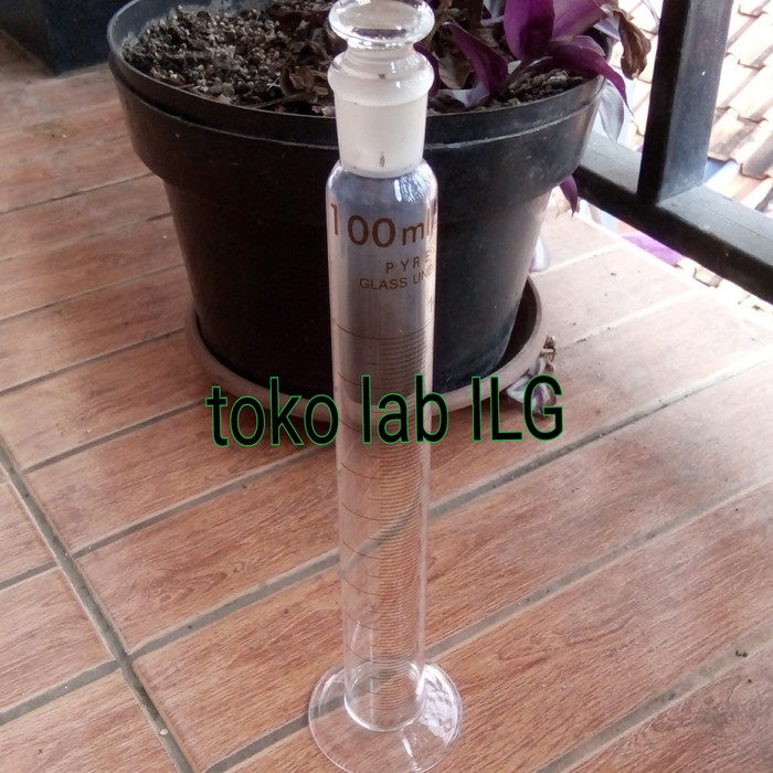 gelas ukur bertutup 100ml pyrex