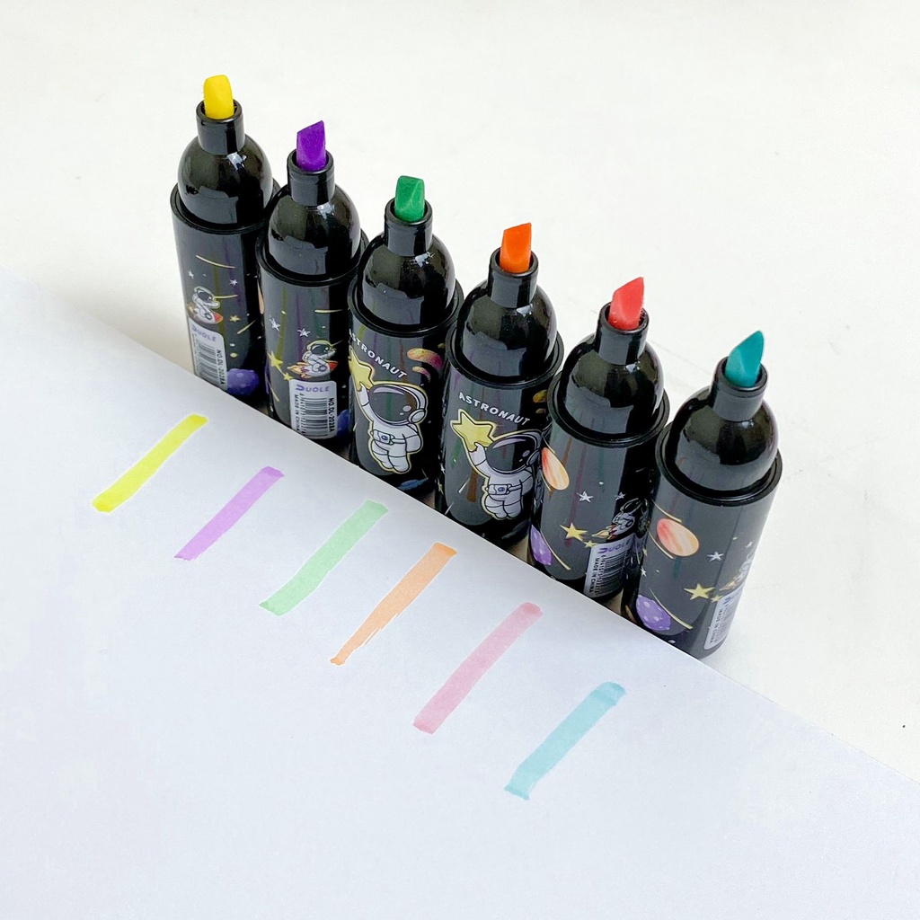 

HIGHLIGHTER BOTOL ASTRONOT POUCH / 1 SET ISI 6 PCS HIGHLIGHTER PEN / TEXT MARKER / PENANDA DUOLE DL-2028A BENTUK BOTOL ASTRONOT ISI MANIK BINTANG