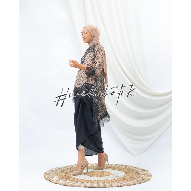 WIKE BATIK | SET ALEDA BLOUSE BLUS LACE VISCOSE | BATIK TRUSMI