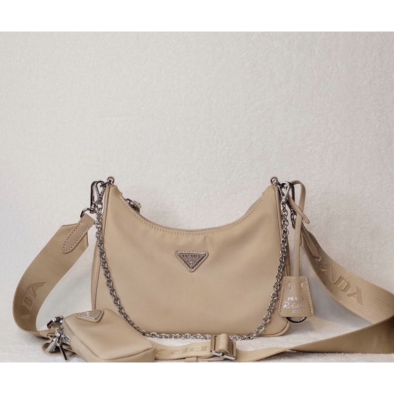 Preloved Prada bag original Preloved Prada re edition 2005