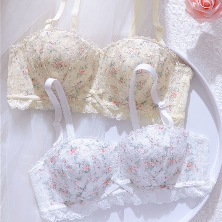 Lingerie payudara kecil menunjukkan bra tipis payudara sisi besar berkumpul tanpa cincin baja renda