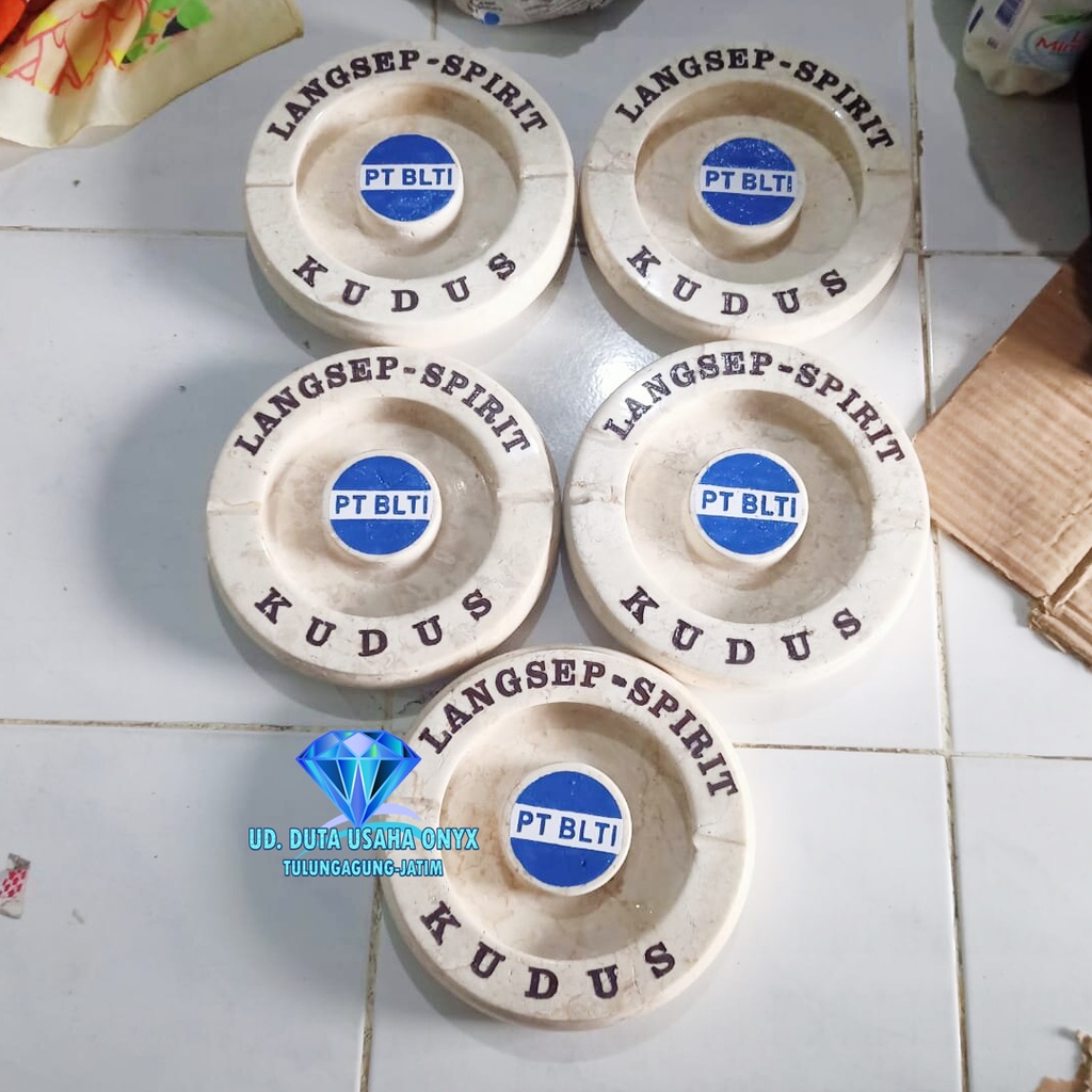 Asbak marmer grafir diameter 20 cm | asbak marmer souvenir