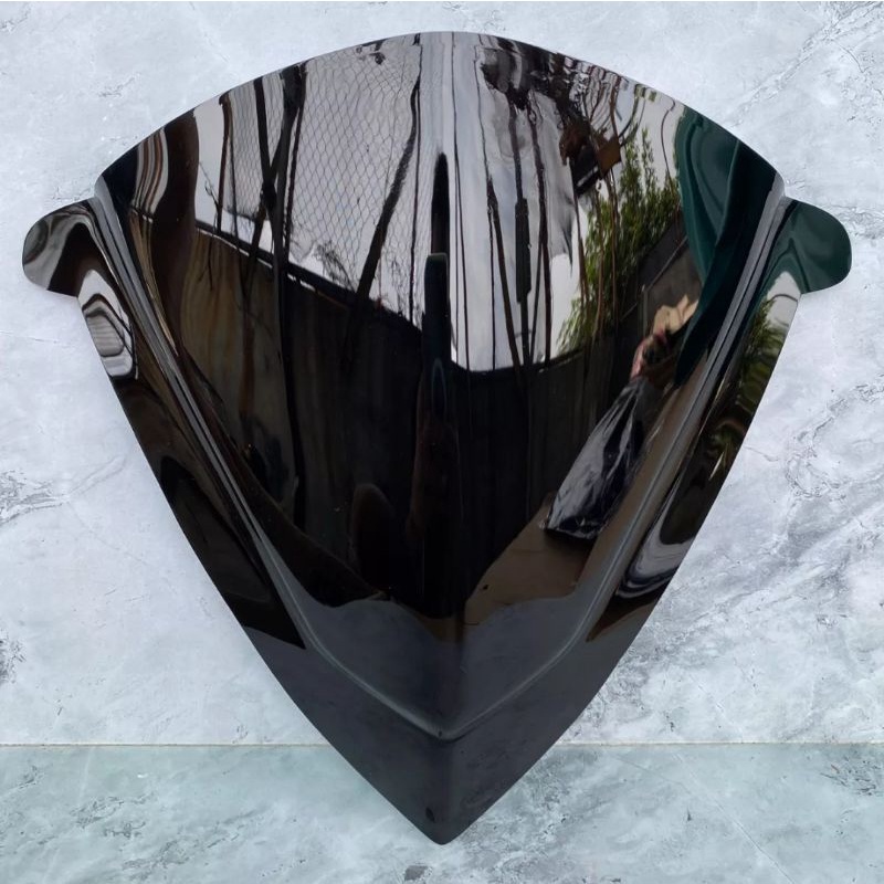 Visor winshield variasi vario 125 lama bahan akrilik hitam pekat kilap universal