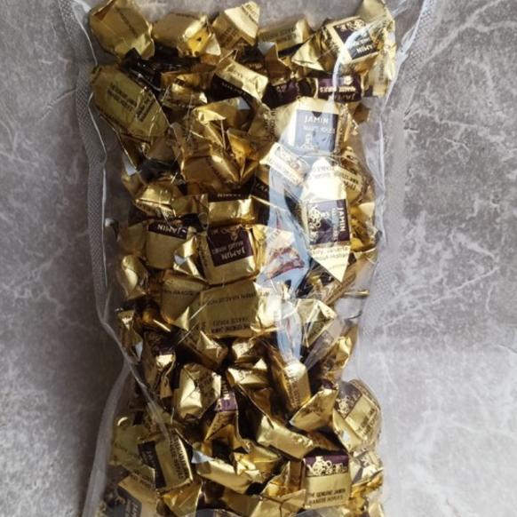 

id8e8Ds--PERMEN KOPI HOPJES NOUGAT DAN KELAPA BERAT 500GR