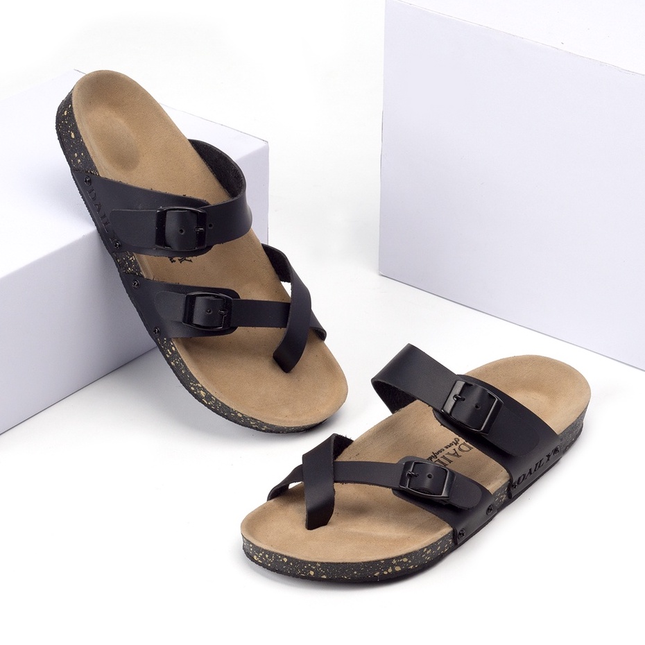 GALVIN CREAM |ManNeedMe x DAILY| Sandal Jepit Pria Sendal Casual Kulit ORIGINAL