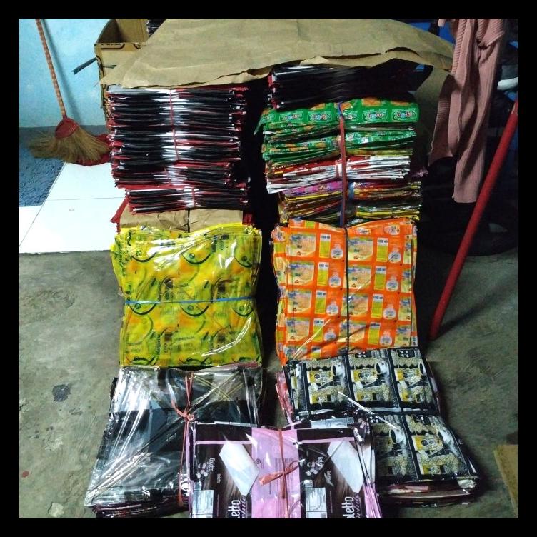 LAYANGAN ADUAN PLASTIK MOTIF RANDOM LIKE GELASAN ADUAN KENUR BENANG BARU