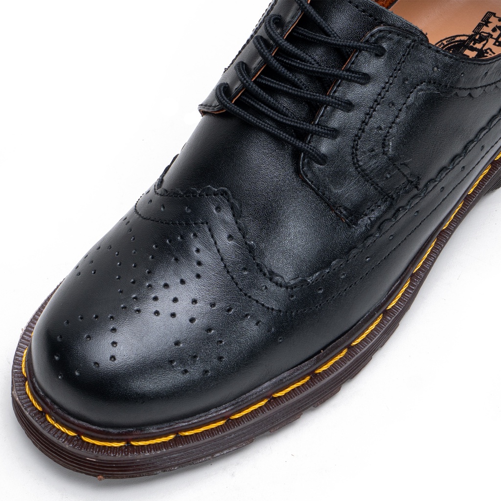 Sepatu Pria Low Boots Wingtips Pria Kulit Sapi Asli Outsole Karet Anti Slip dan Kuat M1061