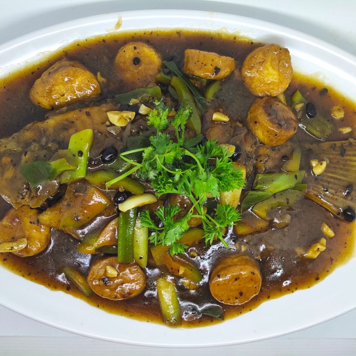 

Ikan Kaleng Gurame Saos Tahu Tausi