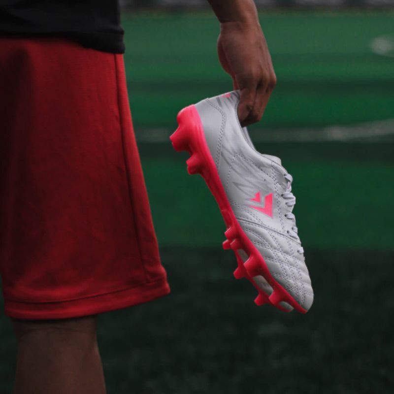 SEPATU SEPAK BOLA ORIGINAL SEVSPO GARUDA C4 WHITE PINK
