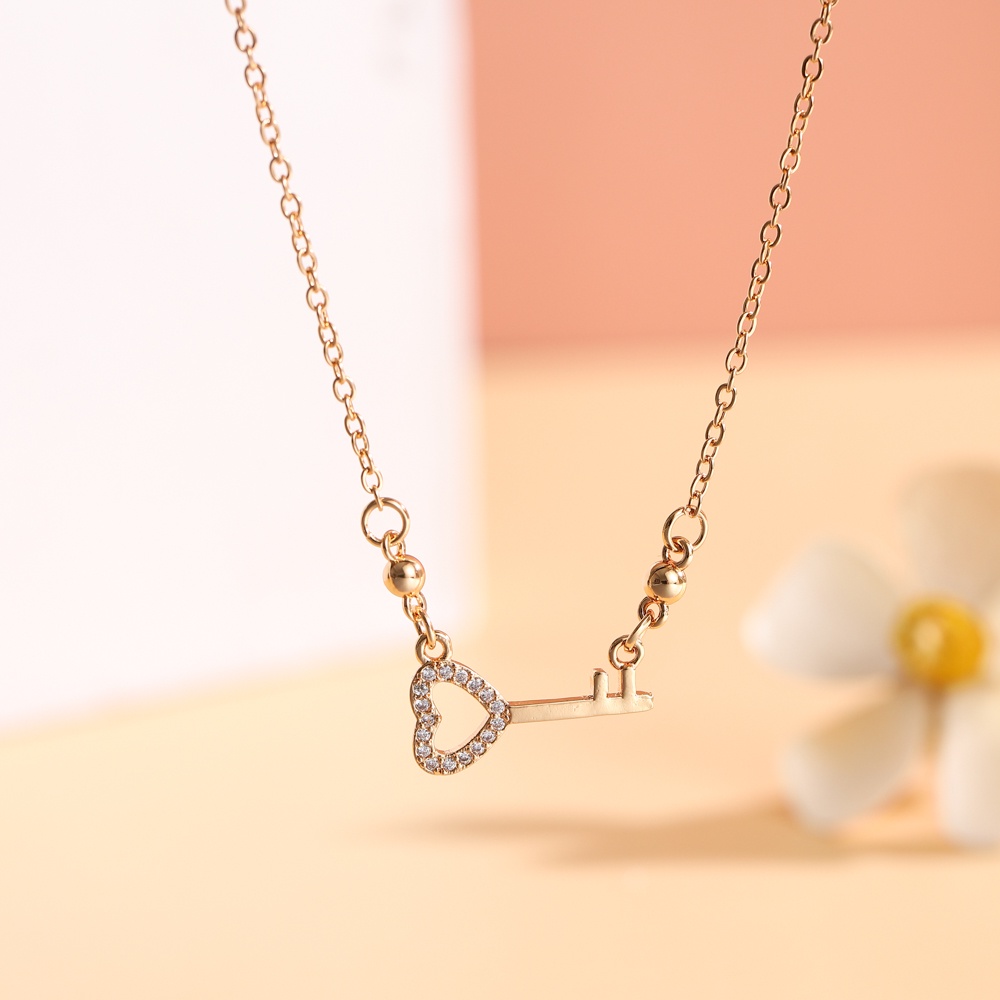 ✅COD Kalung Titanium Wanita Fashion Perhiasan Emas Nama Dewasa Aksesoris Rantai Berlian Hati Liontin Anti Karat D066-D029