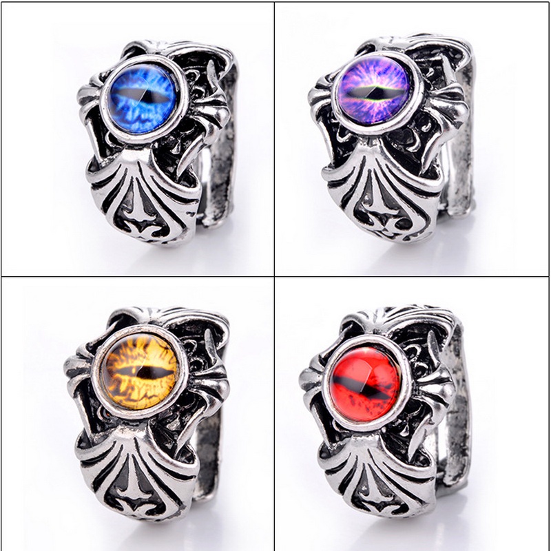 Cincin Adjustable Desain Mata Iblis Warna Silver Untuk Pria