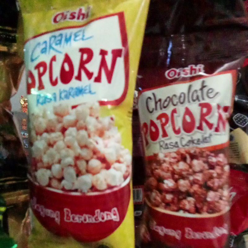 

oishi chocolate popcorn rasa coklat dan rasa karamel 20 gr