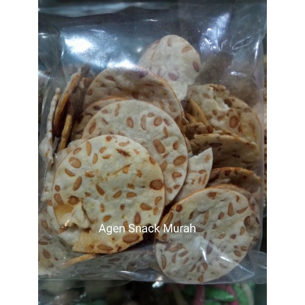 

Keripik Tempe Sagu 250gr/Kripik Tempe Oven/Agen Snack Murah