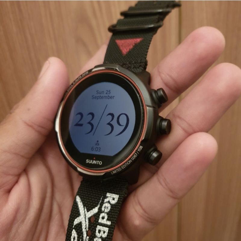 suunto 9 baro titanium red bull