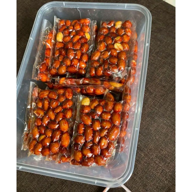 

KACANG BALADO PEDAS MANIS