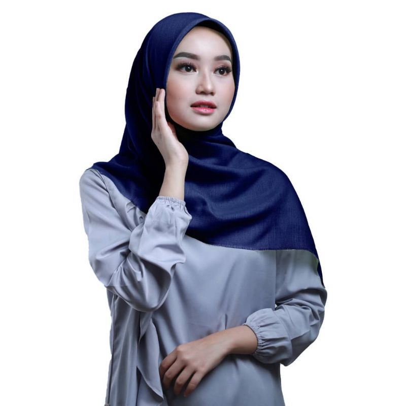 JILBAB SAUDIA RAWIS/ HIJAB SEGI EMPAT SAUDIA RAWIS  UKURAN 110 CM X 110 CM