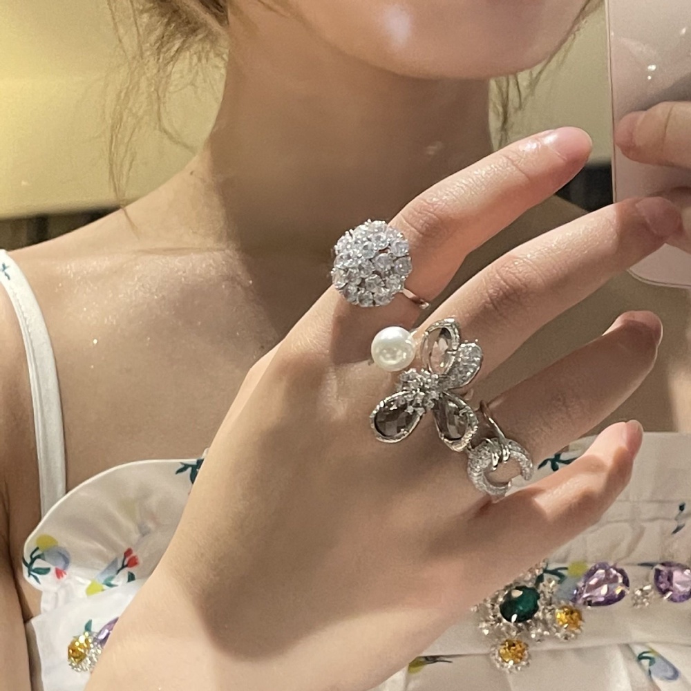 Cincin Model Terbuka Desain Bunga Hias zircon Gaya Koreamewah Untuk Wanita