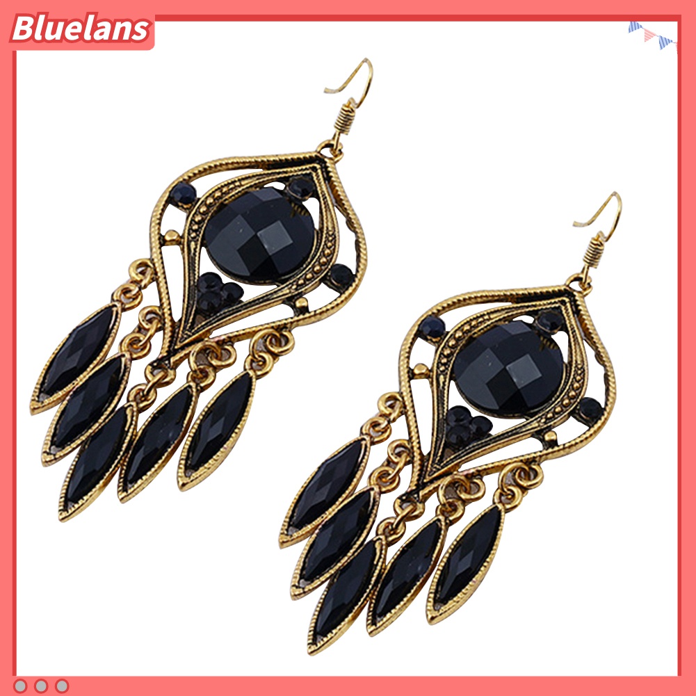 Anting Kait Gantung Panjang Desain Ukiran Hollow Bahan Resin Gaya Bohemian Untuk Wanita