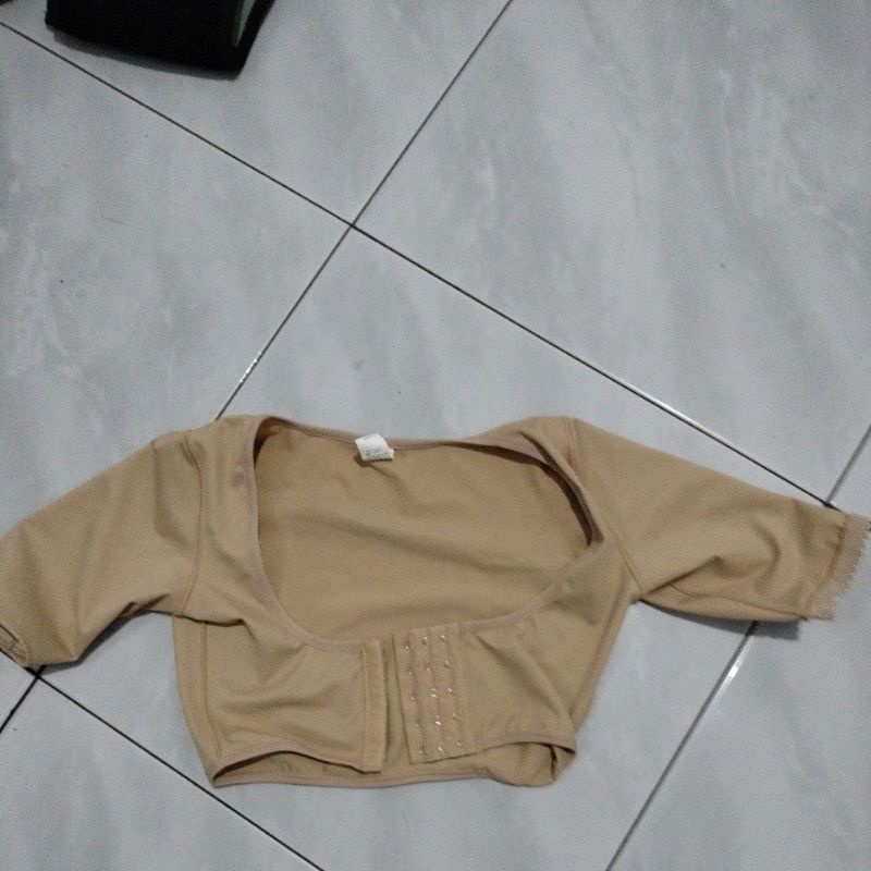 arm shaper korset
