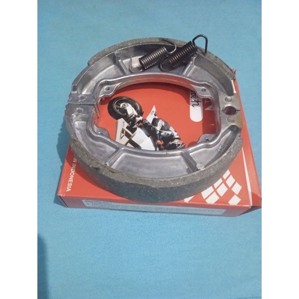 kampas rem belakang tromol honda vario 110 old