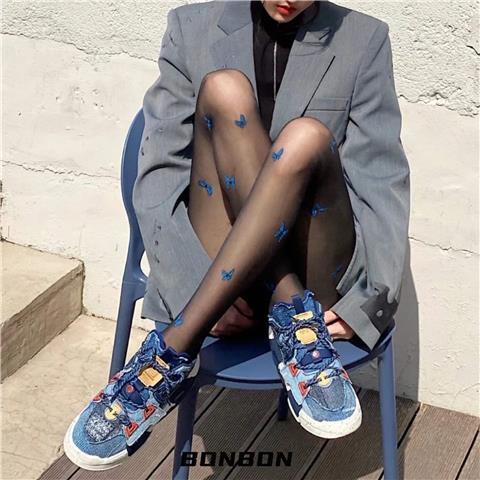 Stoking kupu-kupu biru gadis dengan cetakan cut-out anti-hooking dan pantyhose ultra-tipis