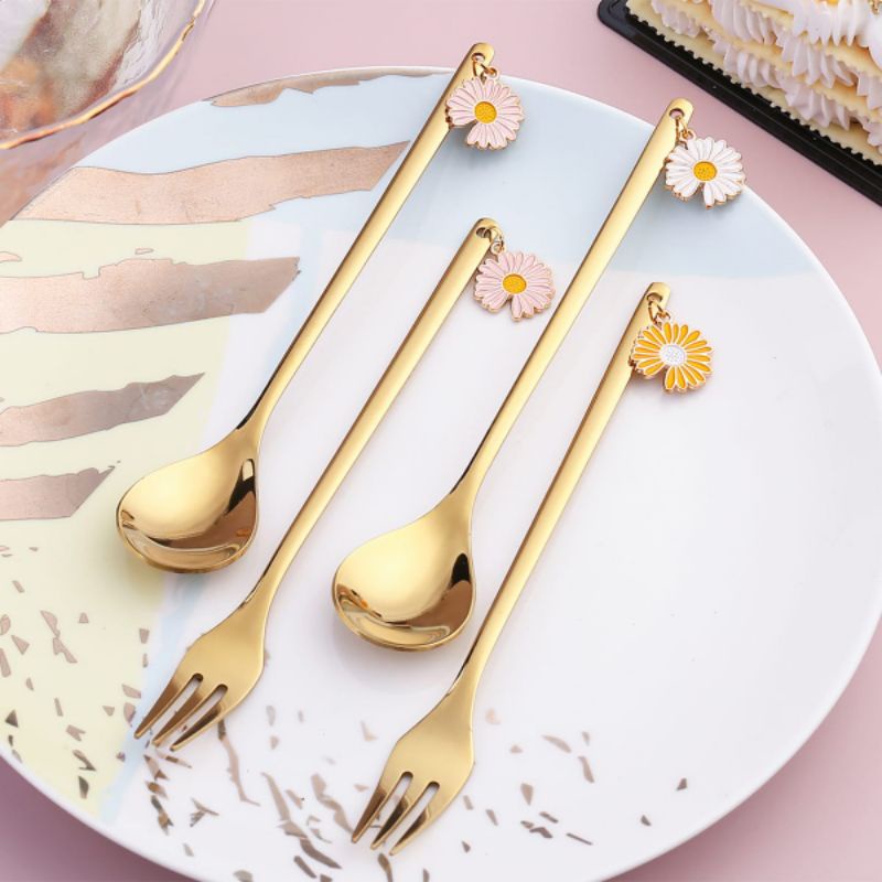 COFFEE TEA SPOON CUTE DESSERT DAISY GOLD STAINLESS MEWAH