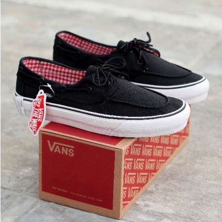 Limited Edition Zapato Black White Best Seller