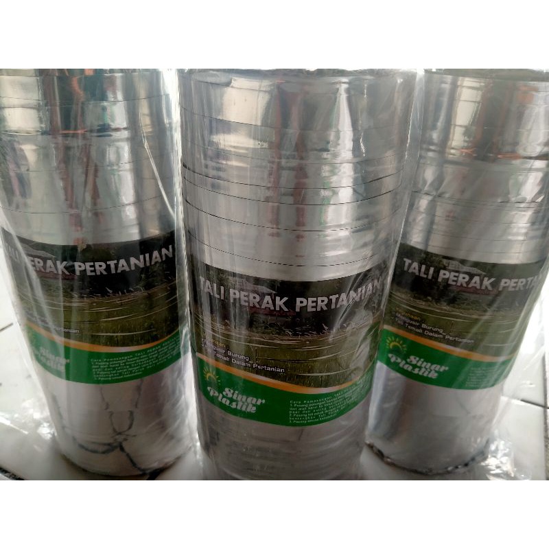 tali perak pengusir burung pipit