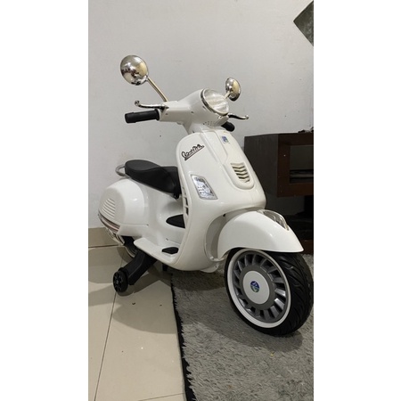 vespa aki anak