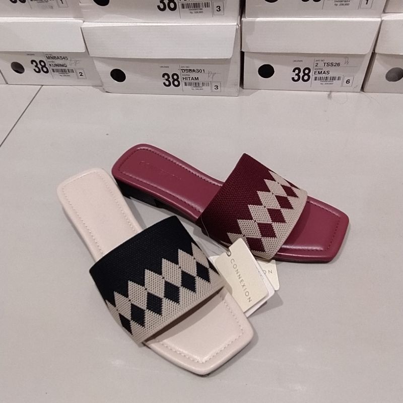 sandal wanita connection hak 3cm empuk
