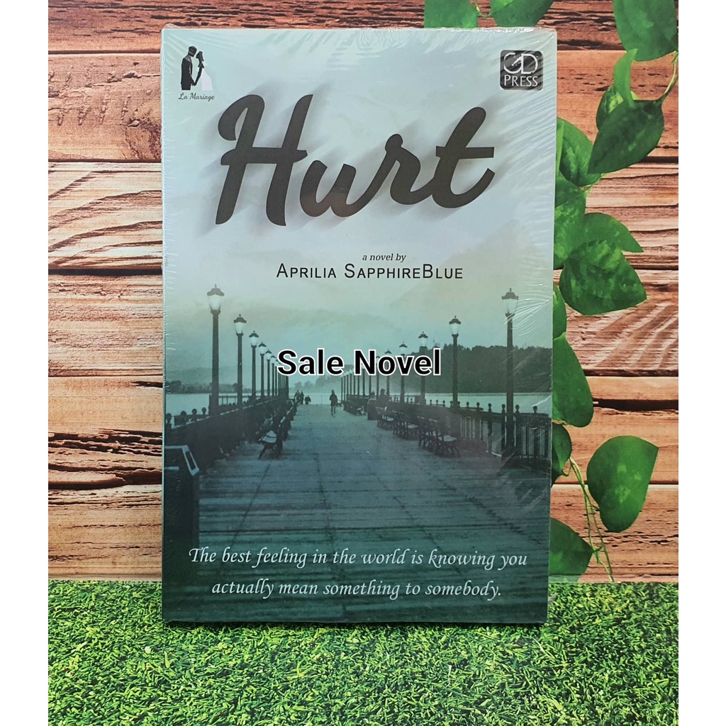 READY Hurt by Aprilia SapphireBlue NOVEL ORI