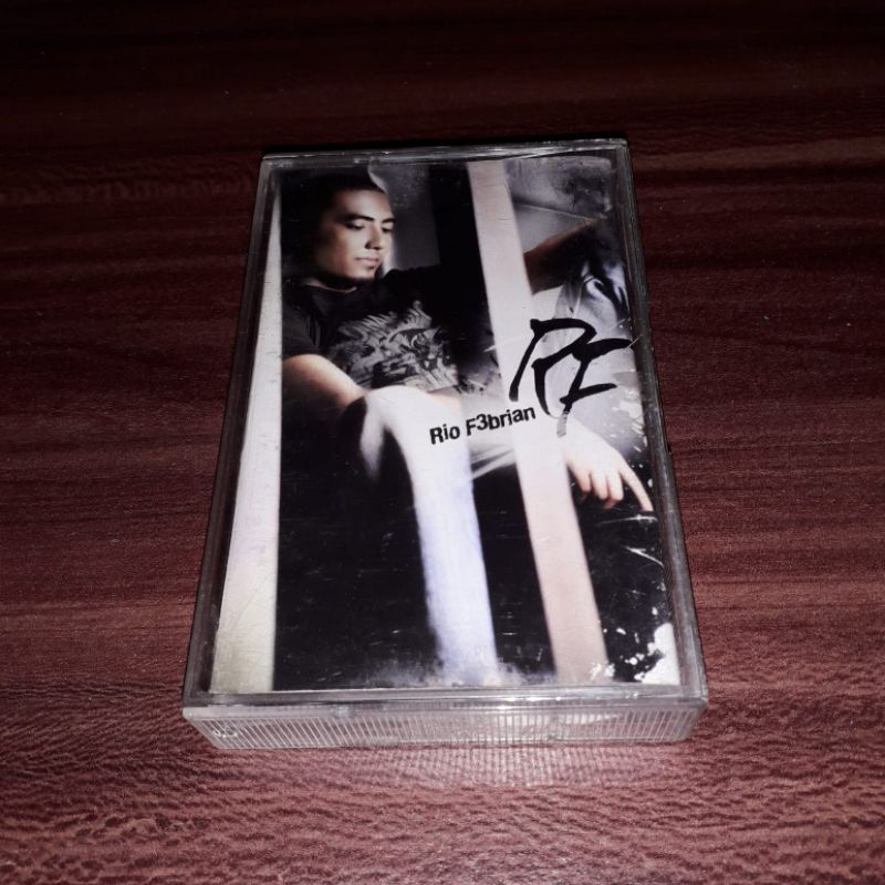 Kaset RIO FEBRIAN - Rio Febrian