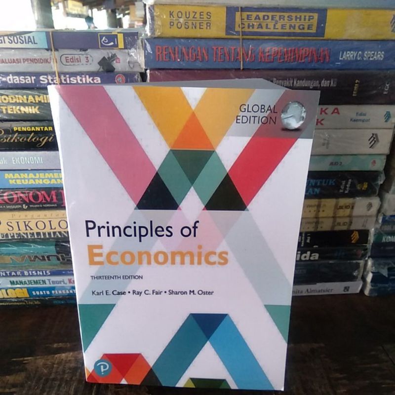 buku Principles of Economics karl.E.case .Ray C.Fair