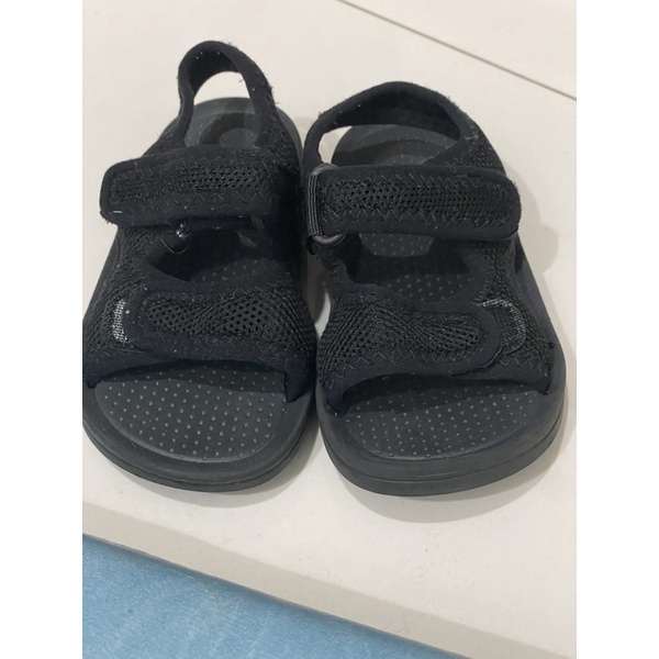 sepatu sandal anak mario preloved