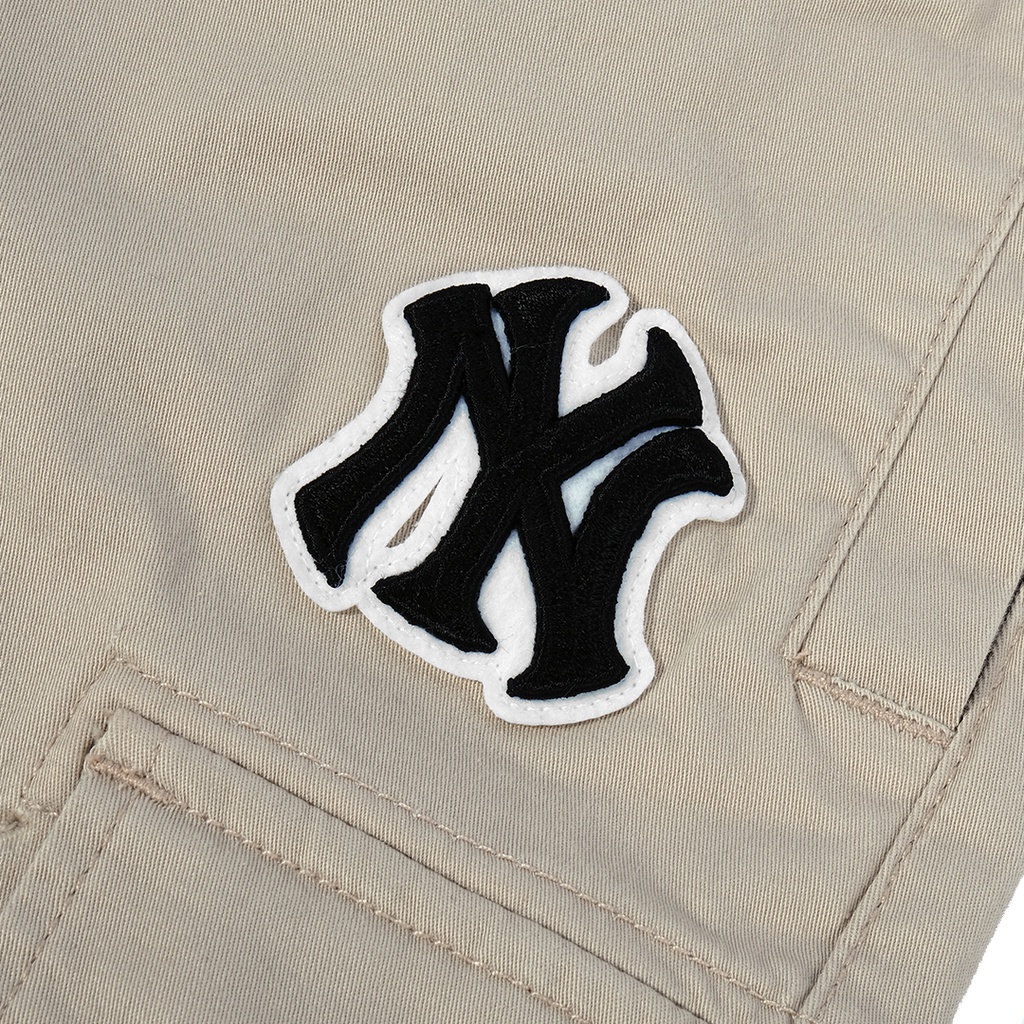 M7B NY Yankees Basic Cotton Cargo Track Pants Cream